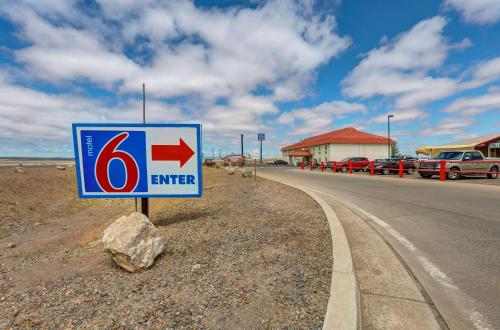 Motel 6-Moriarty, NM