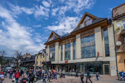 자코파네 Apartamenty i Pokoje Krupowki 49 4성급 게스트하우스 전망