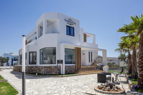 Golden Bay - image 10
