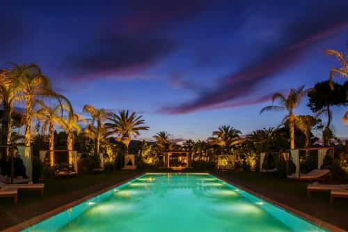 Sant Efis Hotel - 수영장