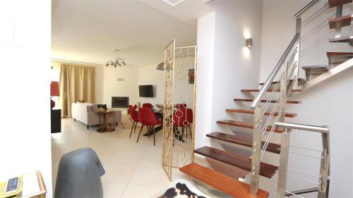 Villa do Cacho CD 216, 6 adultos 2 criancas Zona tranquila
