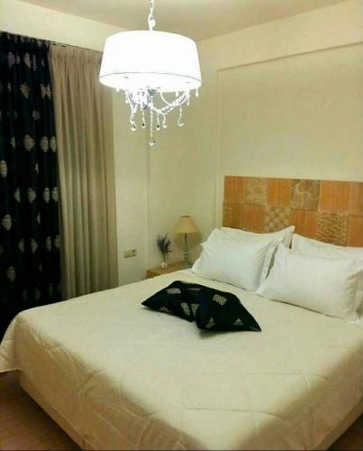 Golden Sky Villa - image 4