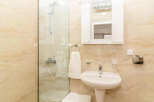 Bathroom, Apartment Mini Condo Meljine in Meljine