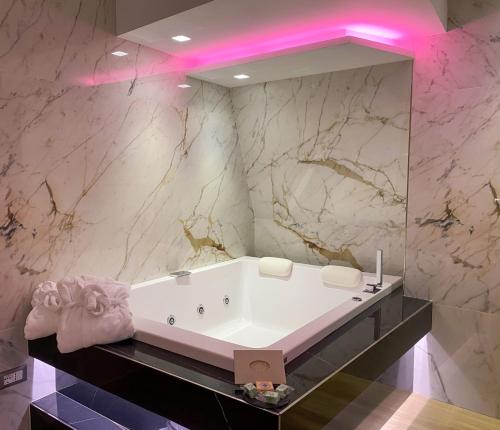 Municipio Luxury Suite 3
