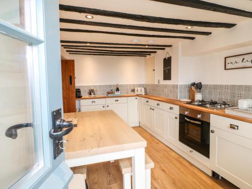Ivy Cottage 3