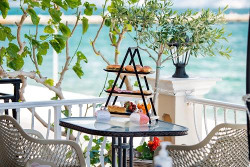 Food and beverages, Hotel Aggelos Kefalonia in Kefalonia