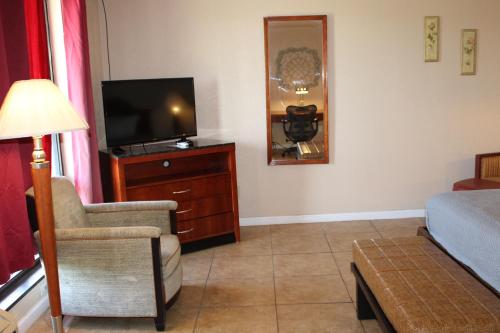 ANS INN & SUITES - image 11