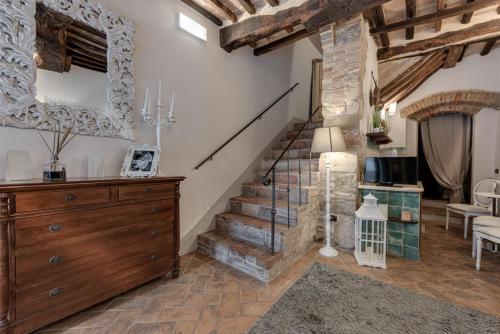 TORRE CAMALDOLI B&B - Borgo Capitano Collection - Albergo diffuso