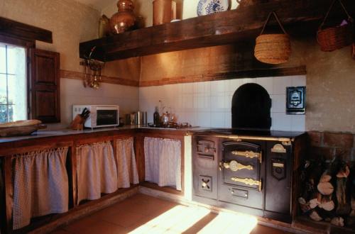 virtuve, Casas Rurales Tio Frasquito y Cleto in Yeste