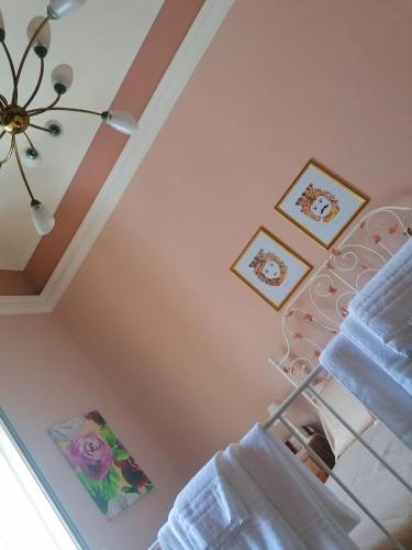 Double Room with Balcony image 10