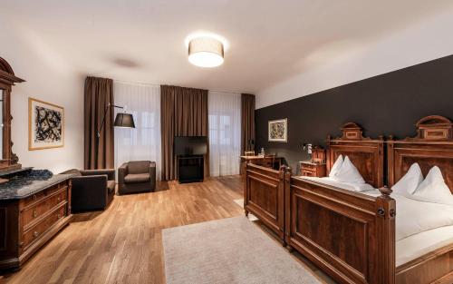 1 queen bed