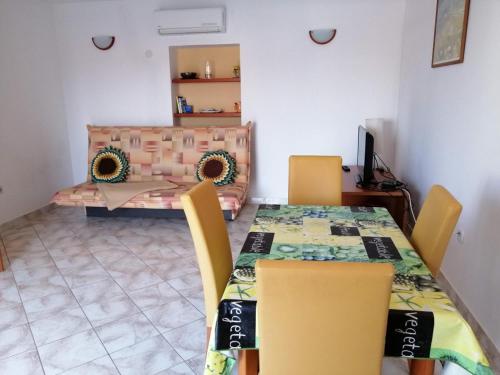 Studio with Terrace
