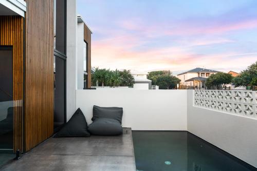 LUXURY VILLA - PULANG On OCEANIC