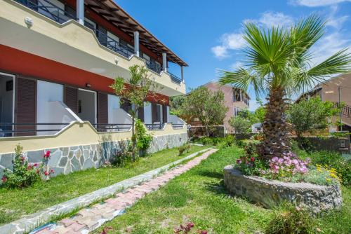 Spiros and Polyxeni Apartments Afionas 5