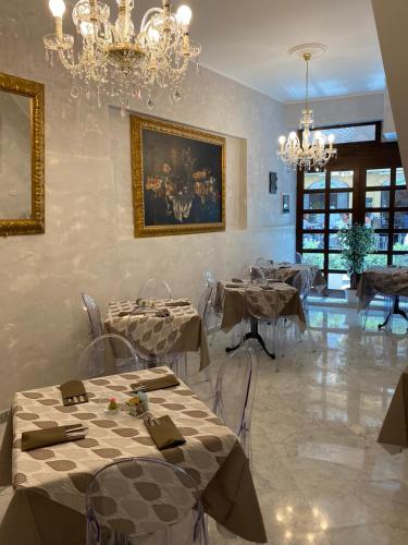 La Serenissima Hotel - image 2