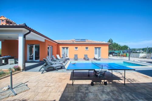 Villa image 4
