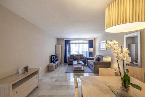 Los Amigos Beach Club in Mijas