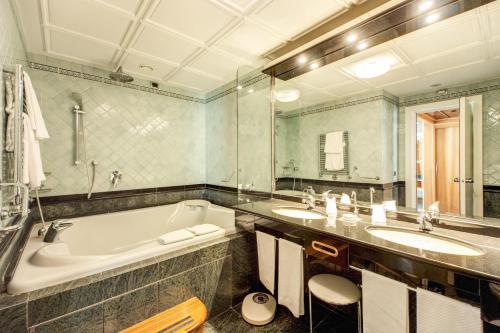 Brunelleschi Hotel - image 12