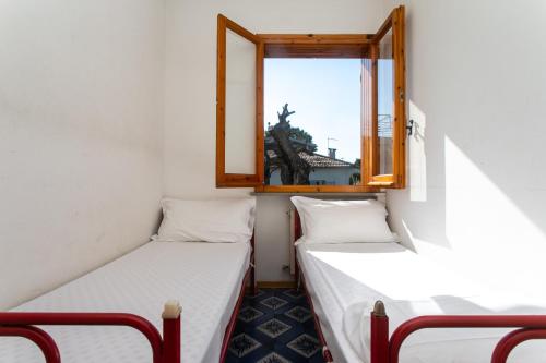 M117 - Marcelli, quadrilocale con terrazzo vista mare