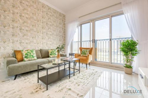 Sunny 1BR at Canal Residences West Dubai Sports City by Deluxe Holiday Homes, Dubaj (fotografie 9)