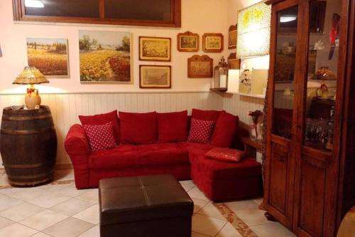 Casa Vacanza-Suggestiva tavernetta a pochi km dal mare