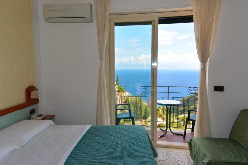 Hotel Condor - image 8