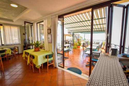 Hotel Condor - image 6