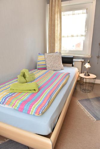 Single Room image 10