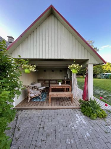 Létesítmények, Villa Orissaare in Orissaare
