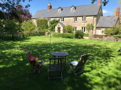 The Long House - Accommodation - Cirencester