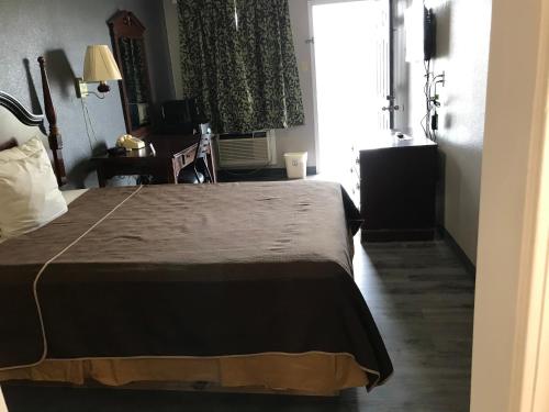 Budget Inn – Conway, AR