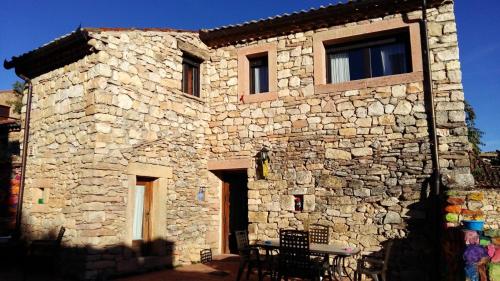 2 bedrooms house with furnished terrace and wifi at Aldehuela gîte à louer Boceguillas