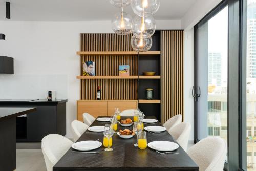 High End Luxe & Design Apt - Terrace - Gym - Parking