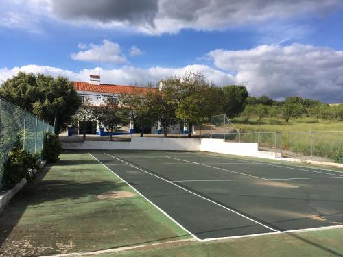 Monte da Fonte - piscina, tenis e snooker no Alentejo