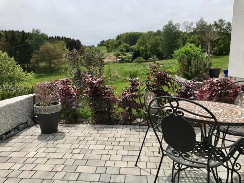 Balcony/terrace, Ferienwohnung Stafflel - Wohlfuhlen im Odenwald in Lautertal (Odenwald)