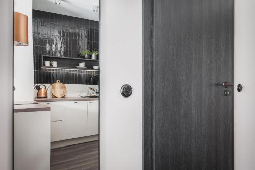 TS NEW TOWN STUDIO & free parking