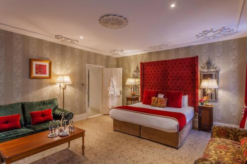 Cabra Castle Hotel in Cavan