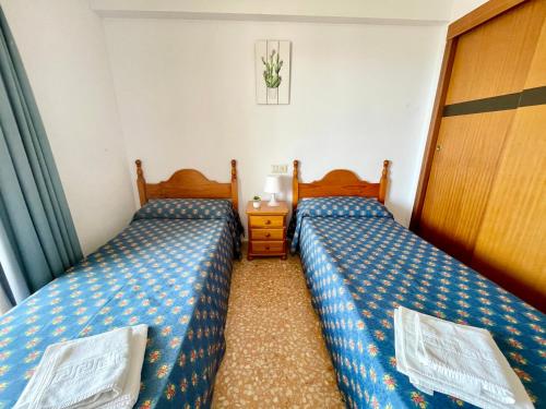 One-Bedroom Apartment image 9