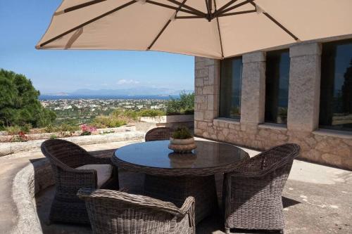 Artistic house of Aegina with panoramic view gîte à louer Marathóna