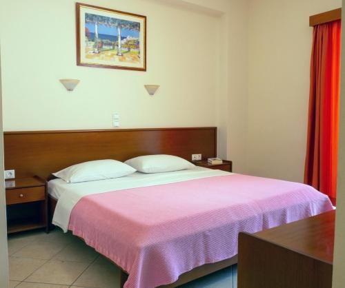 Hotel Loukas Vrachos