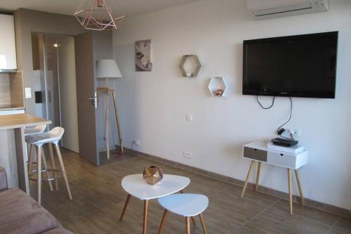 Vu Mer by K6&You Vu Mer by K6&You