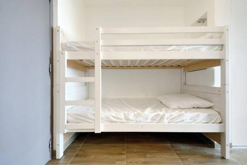 Vu Mer by K6&You Vu Mer by K6&You