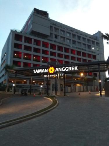 TAMAN ANGGREK RESIDENCE 05A