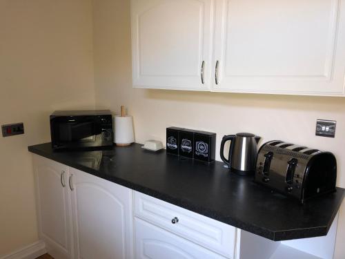 Stables Cottage, Idyllic Location Stunning Views in Llandysul