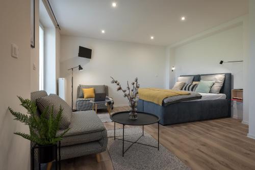 . Symple apartments