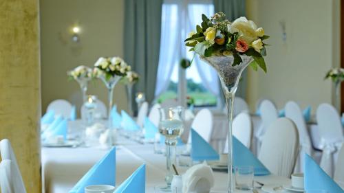 Étterem, Magnat w Borczu in Borcz