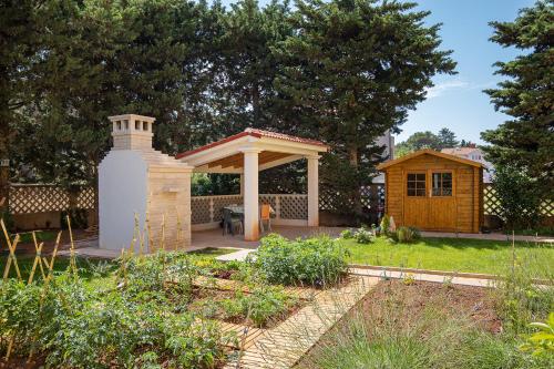 Apartments Jan in Liznjan