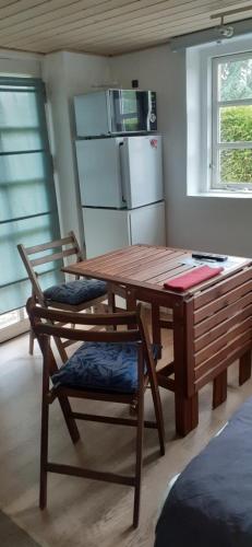 Cozy tiny room, mini kitchen and bathroom, Otterup (foto 8)