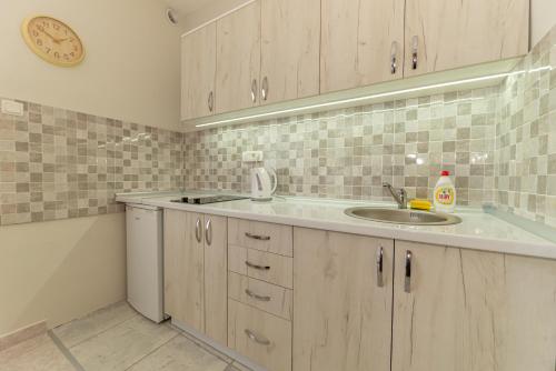 Apartments Vjera Petrovac - image 14