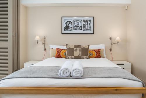 Canal Quays Apartments - image 10